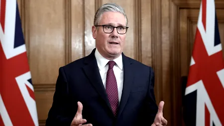 Premierul din Marea Britanie nu dă curs cererilor de demisie și afirmă că își continuă activitatea de guvernare. Câți parlamentari îi cer să plece