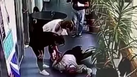 Haos în sediul BEC Focșani. Un liberal și un social-democrat s-au luat la bătaie! Cum a pornit scandalul?! (VIDEO)