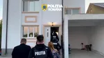 Dâmbovița: Cum a reușit un tânăr de 25 de ani să păcălească peste 100 de oameni cu rezervări fictive în spații de cazare