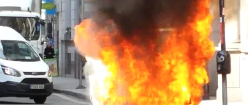 Explozie puternică în Londra. O mașină a luat foc, iar traficul a fost restricționat