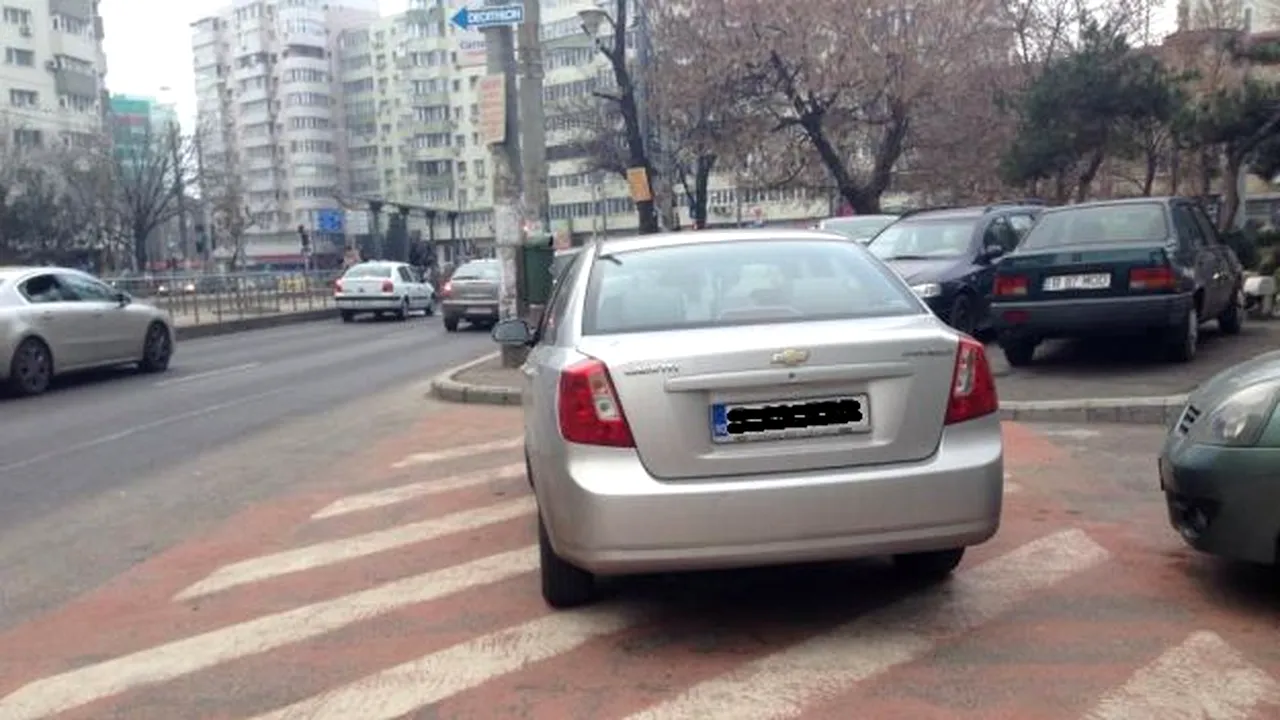 S-au crezut șmecheri și nu au vrut să dea prioritate pietonilor. Ce s-a întâmplat după ce i-a văzut poliția