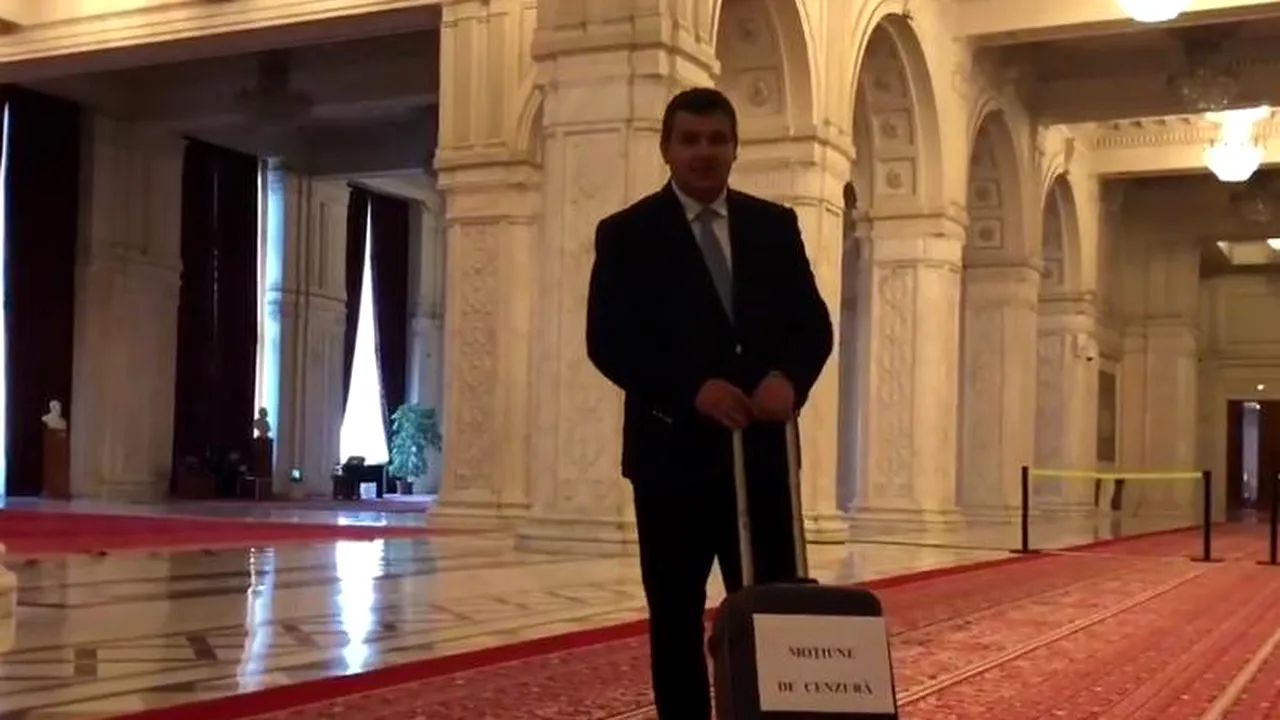 OPOZIȚIA, unde este Opoziția? Tomac face apel pentru depunerea moțiunii împotriva Guvernului. Dragnea va ieși BASMA CURATĂ!