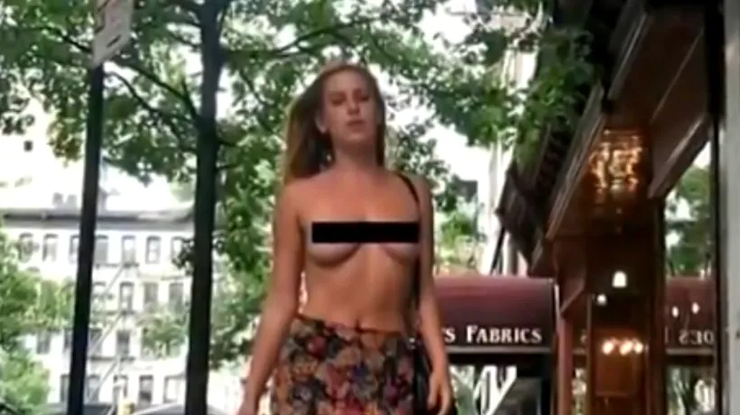 Fiica lui Bruce Willis a protestat topless pe Instagram