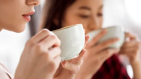 BĂUTURA care îți stimulează creierul și îmbunătățește starea emoțională. Este perfectă pentru sezonul rece