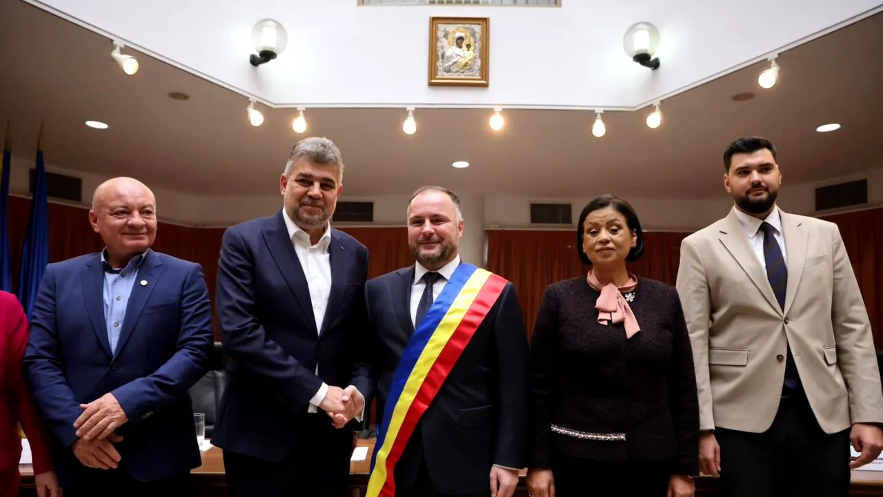 Marcel CIOLACU, prezent la învestirea lui Rareș HOPINCĂ: Toți trebuie să facă treabă împreună, nu să se bată POLITIC, unii cu alții