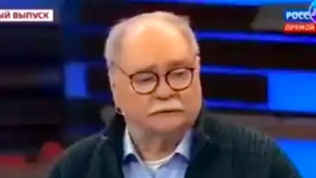 VIDEO | Un cunoscut om politic şi regizor rus a izbucnit în plâns la televizor, când a vorbit despre scufundarea crucişătorului Moskva