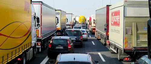 Accident grav pe un drum din România: Șoferul unui microbuz plin cu pasageri a murit la volan