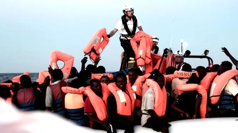 Italia refuză să primească peste 600 de imigranți, aflați pe ambarcațiune în Marea Mediterană