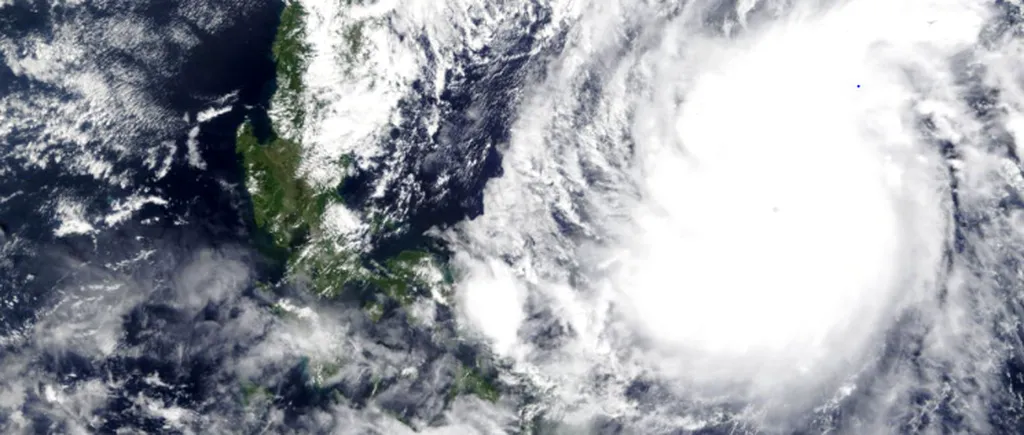 Unul dintre cele mai puternice taifunuri din lume ar urma să lovească sudul regiunii Manila. Mai multe persoane au fost ucise în timp ce ”Goni” a lovit Filipine