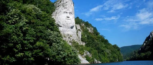 Cum i-au șocat Cazanele Dunării pe doi turiști canadieni veniți să viziteze România. „Nu ne vine să credem!”