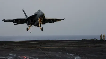 China, mediator al crizei din Marea Roșie? Arabia Saudită n-ar spune NU, Houthi amenință cu noi atacuri după ce Grecia a trimis fregata „Psara”