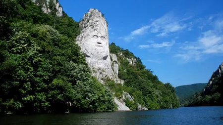 Cum i-au șocat Cazanele Dunării pe doi turiști canadieni veniți să viziteze România. „Nu ne vine să credem!”