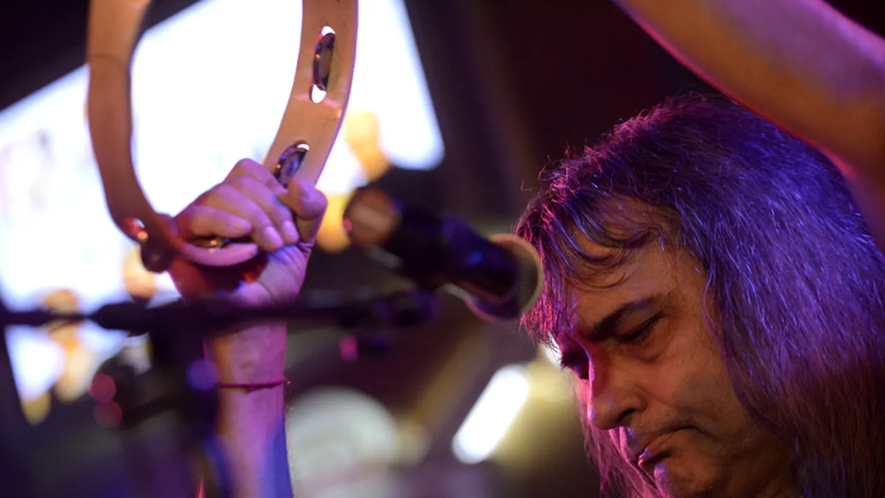 Cum a fost primit Cristi Minculescu de fani, la primul concert în București fără Iris