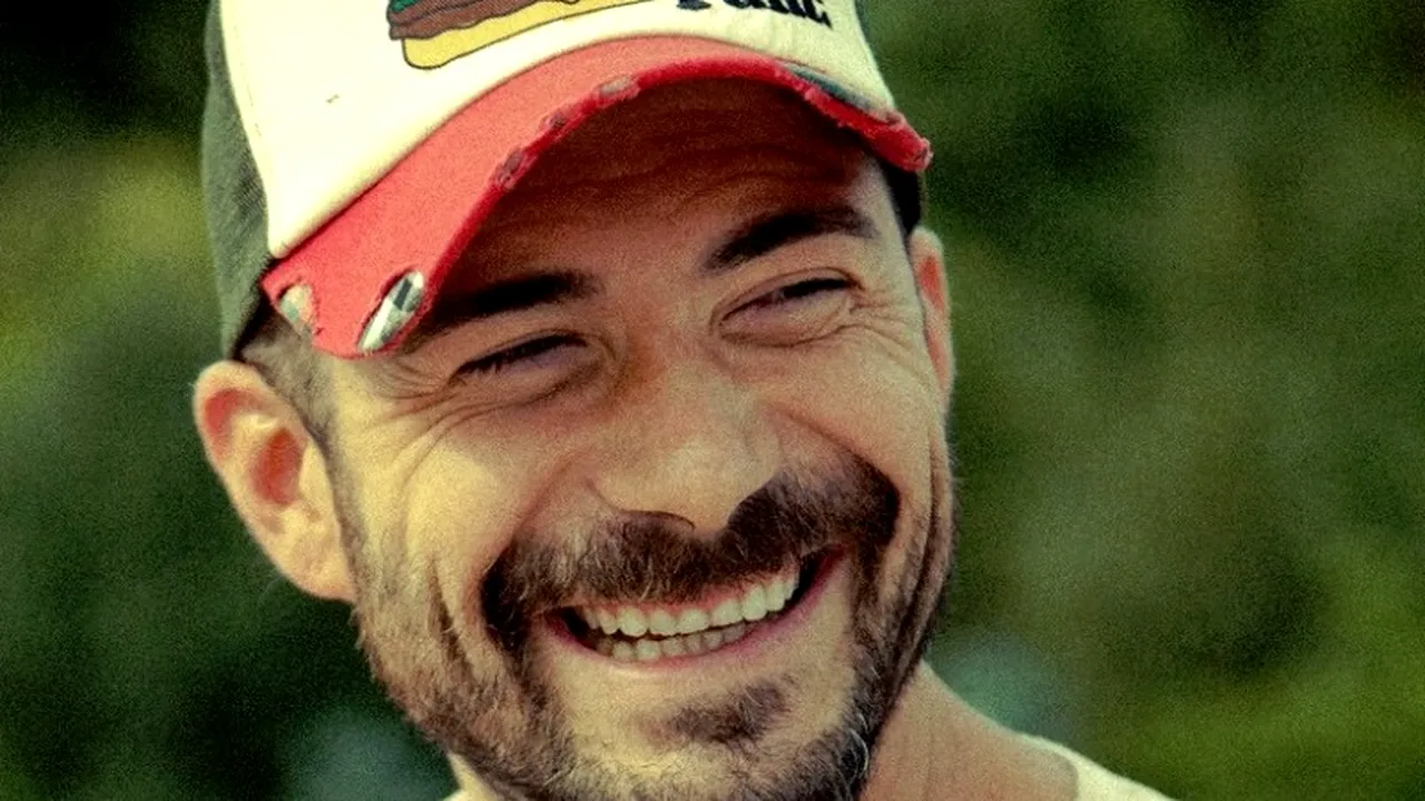 1 DECEMBRIE. Ce mesaj trasmite Edward Aninaru, fotograf, României: 