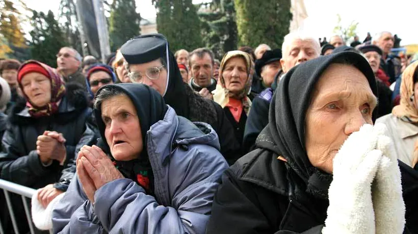 Peste 15.000 de pelerini așteptați la Prislop, la 24 de ani de la moartea părintelui Arsenie Boca