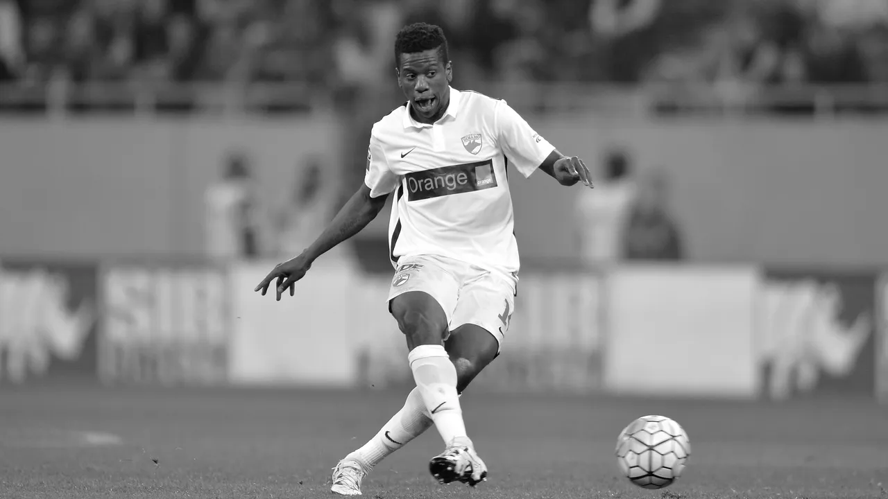 Patrick Ekeng, omagiat de peste 1500 de oameni la stadionul Dinamo