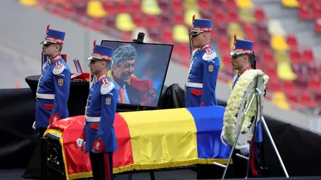 Sicriul cu trupul neînsuflețit al lui Mircea Lucescu a ajuns la Arena Națională