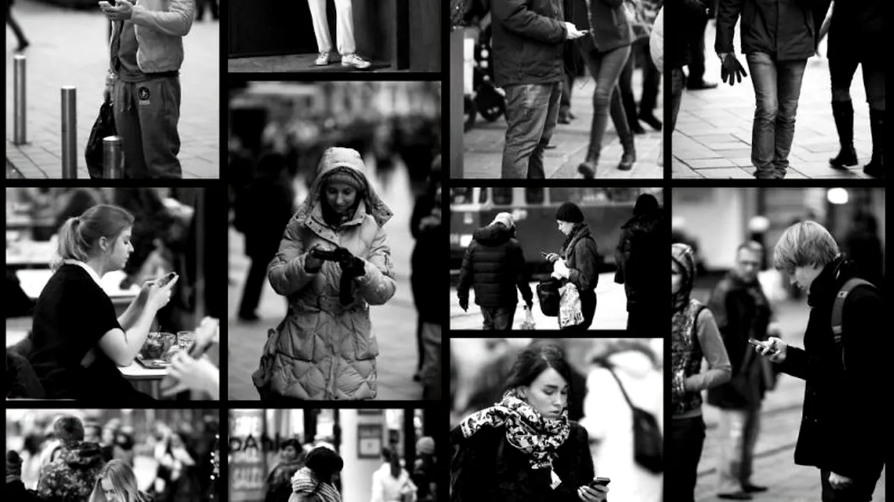 GALERIE FOTO. Cum influențează telefonul mobil relațiile dintre oameni