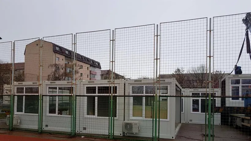 Săli de clasă improvizate în containere, soluția inedită găsită de autoritățile din Timișoara pentru școlile aglomerate