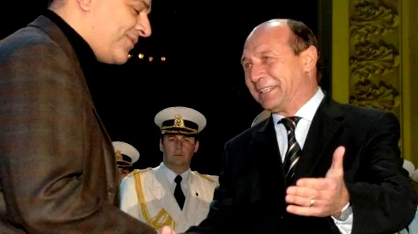 Traian Băsescu îl distruge pe Raed Arafat. “Nu e capabil. Faceți-l ministrul Culturii, nu lăsaţi ţara şi viaţa oamenilor pe mâna lui!”