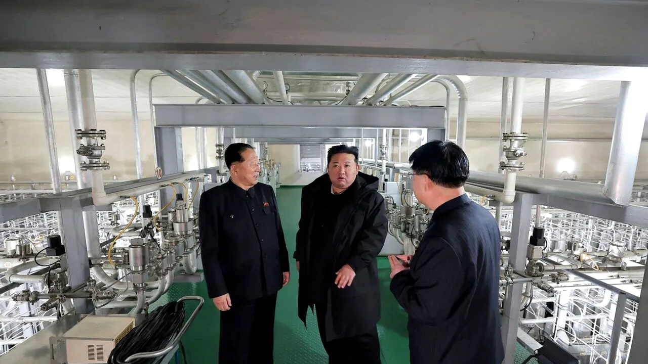 Președintele Coreei de Nord ordonă consolidarea forțelor NUCLEARE, în contextul revenirii lui Trump la conducerea SUA