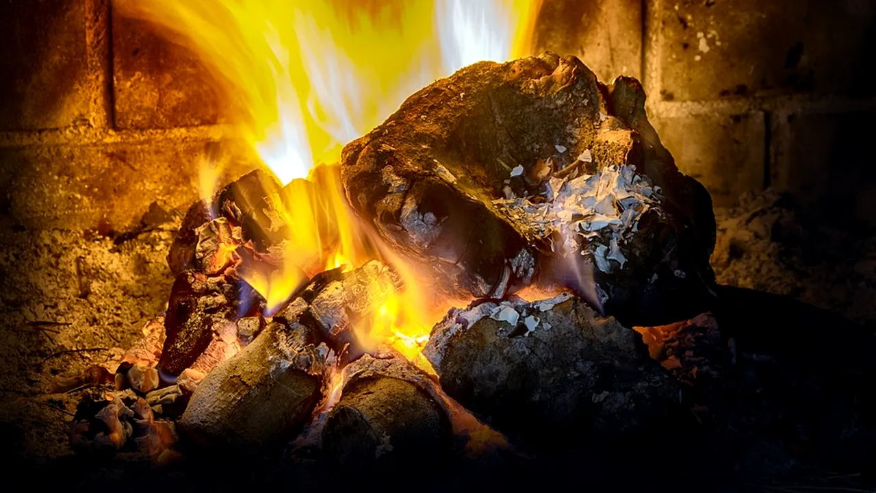 (P) Ce să alegi? Un semineu electric, unul clasic sau unul pe bază de bio-ethanol?