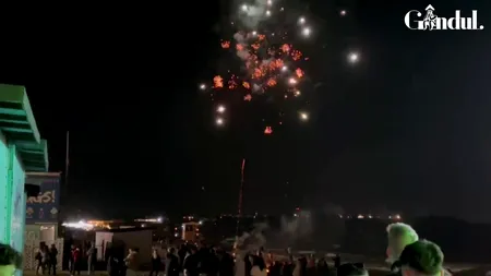 DISTRACȚIE fără limite în Vama Veche. Turiștii s-au bucurat de muzică și de focuri de artificii de 1 Mai