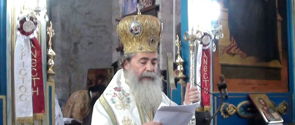 Patriarhul Ierusalimului și al Întregii Palestine, într-o  vizită istorică în România. Traian Băsescu îi acordă Steaua României