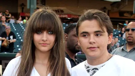 Paris Jackson a încercat să se sinucidă după ce a aflat că Prince nu este fratele ei biologic