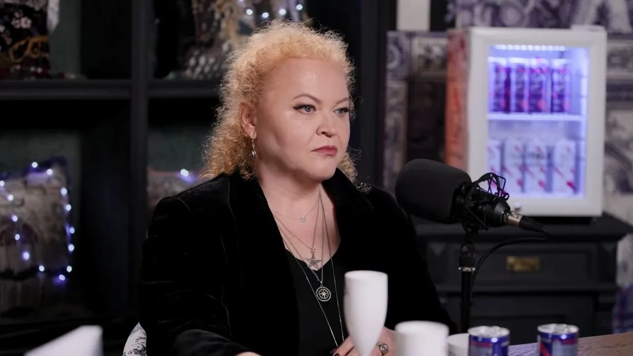 Narcisa Suciu face dezvăluiri despre soțul ei. ”E ceva ce nu îmi place la el în felul în care a fost educat”