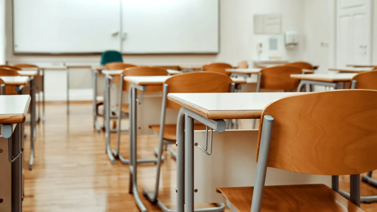 Federaţiile sindicale din EDUCAȚIE nu sunt de acord cu majorarea normei didactice