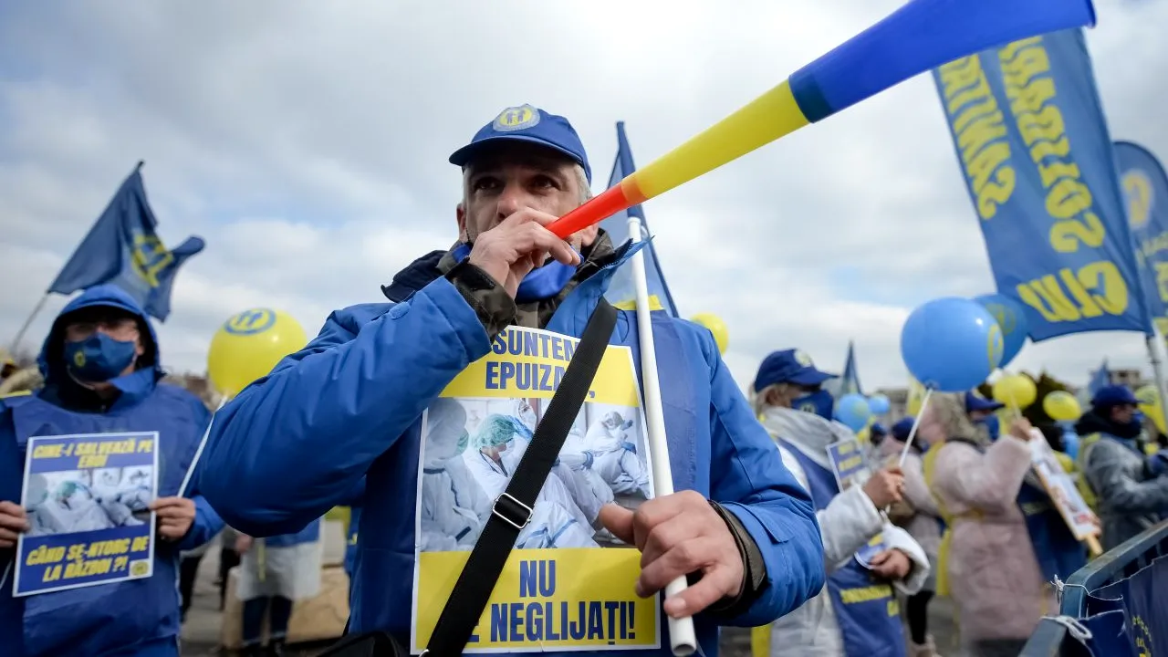 Angajații din sistemul sanitar protestează marți. Care sunt revendicările acestora