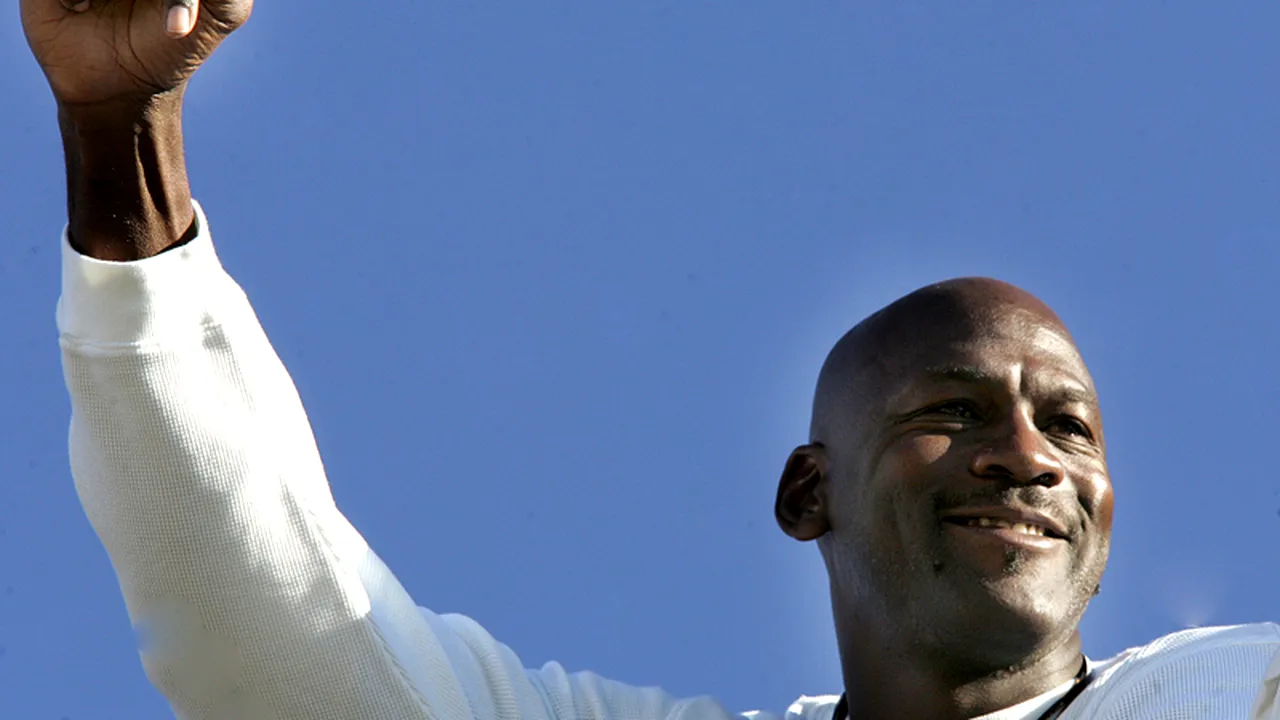 Michael Jordan se implică în campania lui Barack Obama