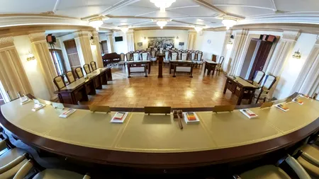 Decizie istorică | CCR a cerut RENUMĂRAREA voturilor de la prezidențiale / Ședința privind contestația turului 1, reluată vineri