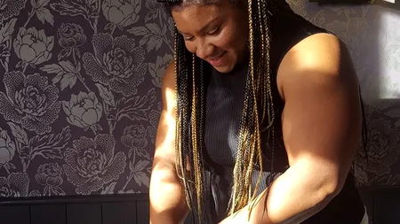 „Voiam să slăbesc, dar am ajuns cea mai puternică femeie din lume