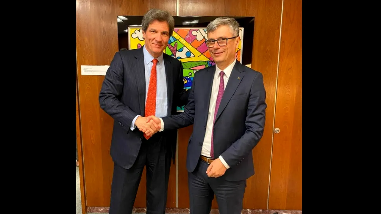 Subsecretarul american de stat Jose W. Fernandez, întâlnire cu ministrul Energiei. Finanțarea pentru retehnologizarea reactorului 1 și construcția reactoarelor 3 și 4 de la Cernavodă, pe agenda discuțiilor