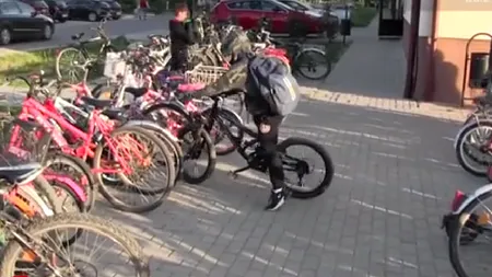 Localitatea din România care arată ca una din Olanda. Totul e DIFERIT