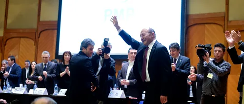 Băsescu s-a instalat la PMP în biroul pregătit de Udrea