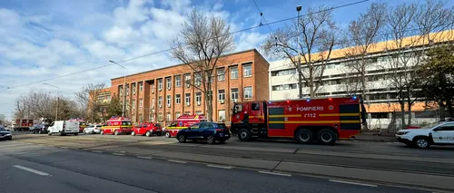 Alertă la un liceu din București. 25 de elevi au ajuns la spital, după ce un adolescent a pulverizat spray PARALIZANT / Poliţia a deschis dosar penal