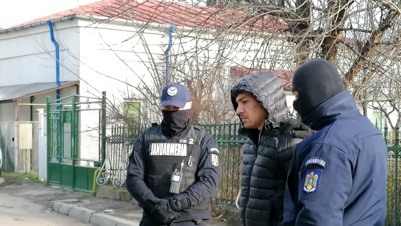 Traficanții au găsit o nouă metodă de a-și ascunde drogurile: Scutecele de bebeluși! Percheziții de amploare la Iași - VIDEO