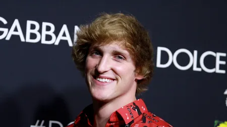 S-a distrat cu prietenii filmând trupul unei victime a suicidului dintr-o pădure din Japonia. Vloggerul celebru a stârnit furia pe internet: „Cum îndrăznești?!