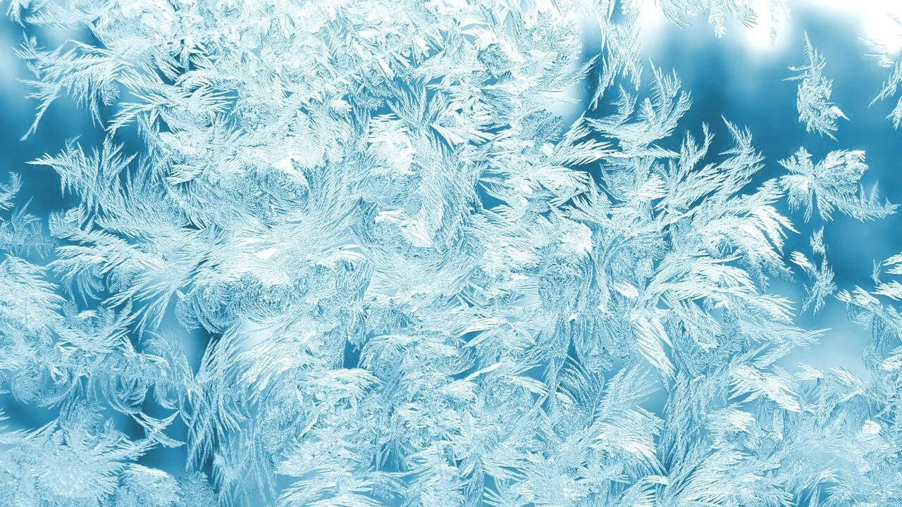 Vine gerul în România! După codul portocaliu de viscol, frigul pune stăpânire pe țara noastră