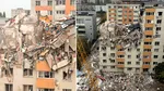 Noi imagini de la demolarea controlată a blocului care a explodat în Rahova. Ce s-a întâmplat în această dimineață