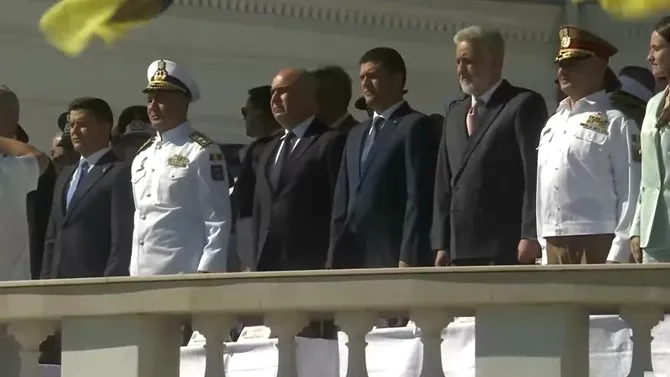 Ziua Marinei Române. Premierul demis, Ilie Bolojan, a primit onorul marinarilor. Nicușor Dan, absent de la festivități pentru al doilea an la rând