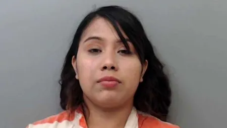 O femeie și-a agresat bărbatul deoarece a deranjat-o ce a făcut când l-a întrebat dacă o consideră drăguță