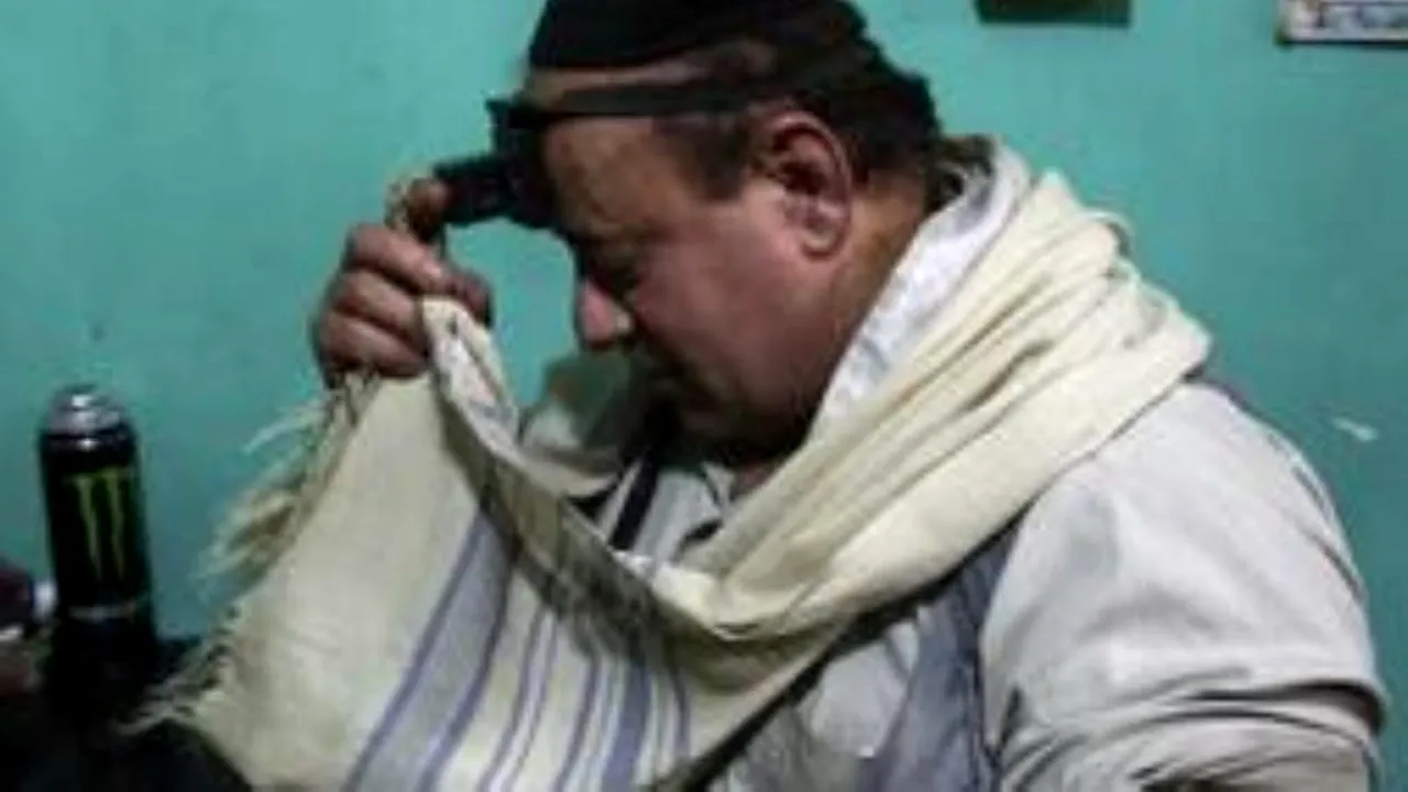 De ce este nevoit să plece din Afganistan singurul evreu