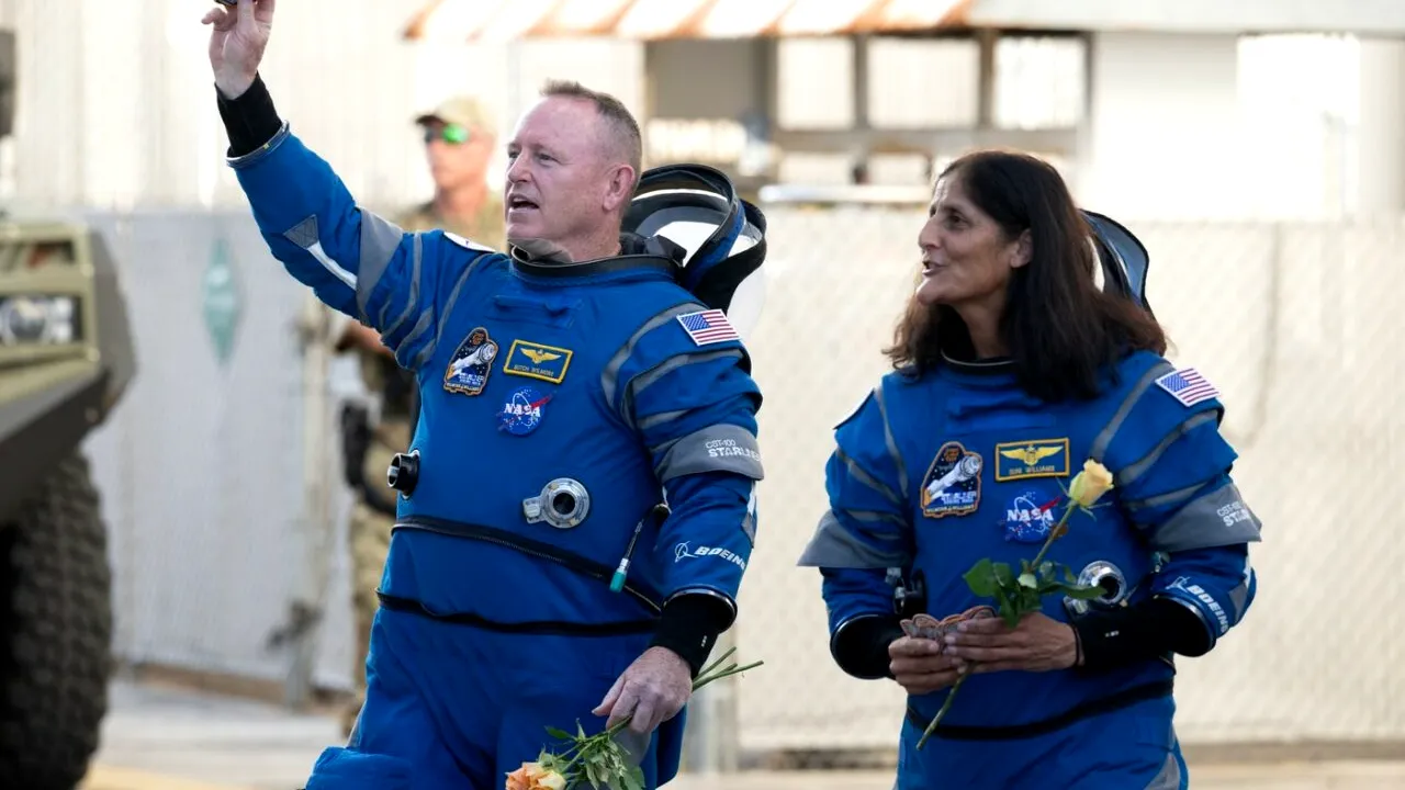 NASA dă asigurări că cei doi astronauți ajunși pe ISS la bordul unei capsule Starliner nu sunt blocați pe stația spațială