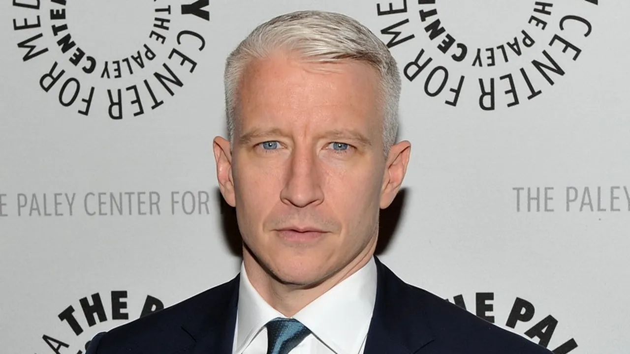 Un cunoscut jurnalist american, hărțuit ani la rând de un homofob