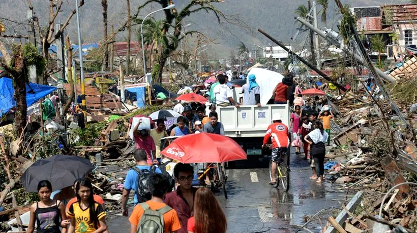 Nu mai avem nimic. Filipinezii loviți de taifunul Haiyan încep lupta pentru supraviețuire