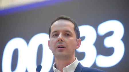 Purtătorul de cuvânt al USR, Cristian Seidler, susține o conferință despre decizia CCR privind pensiile speciale ale magistraților